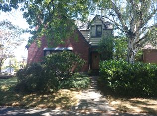 2540 8th Ave W, Seattle, WA 98119