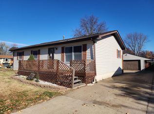 613 Albers Ln, Bethalto, IL