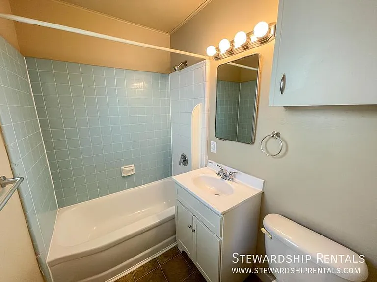942 E 18th Ave #7 — Photo 12