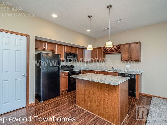 3rd image of 8983 Copper Dr