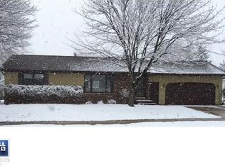 905 Outward Ave, De Pere, WI 54115