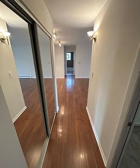 100 N Dryden Pl #1C — Photo 11
