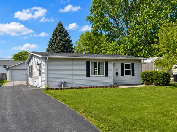 2006 E 7th St, Sterling, IL 61081