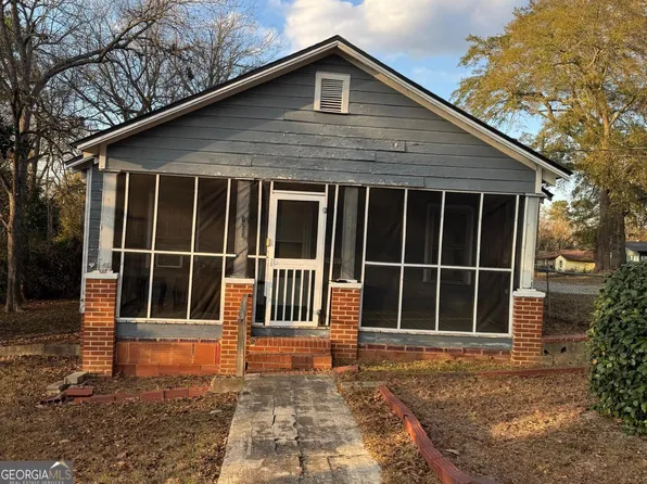 105 Bell Ave SE, Milledgeville, GA 31061