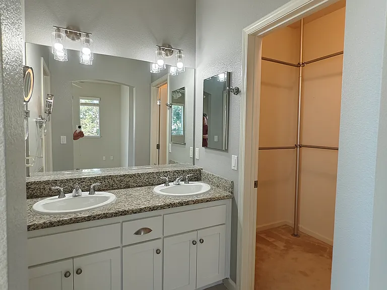 171 Bel Air Ct — Photo 23
