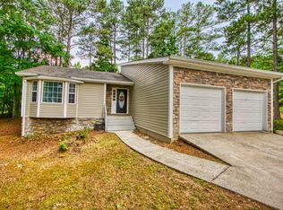 1353 Southgate Dr, Villa Rica, GA 30180