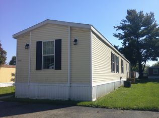 1113 Oakbrook E, Jackson, MI 49201