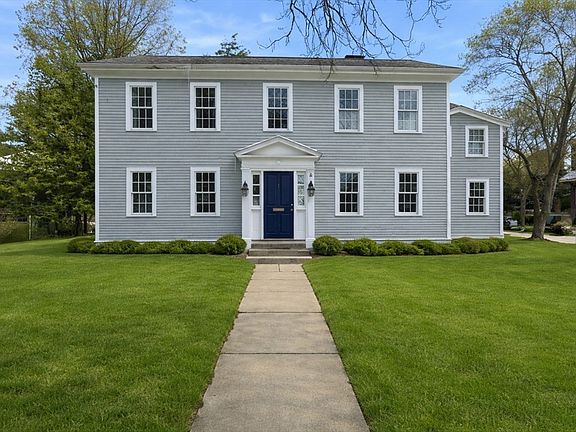 2nd image of 52 Salem St