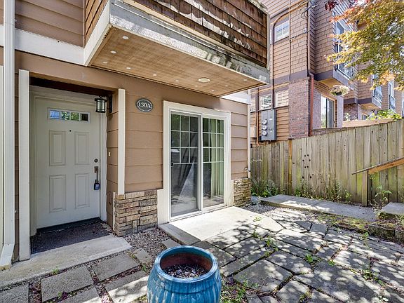 2nd image of 130 25th Ave E