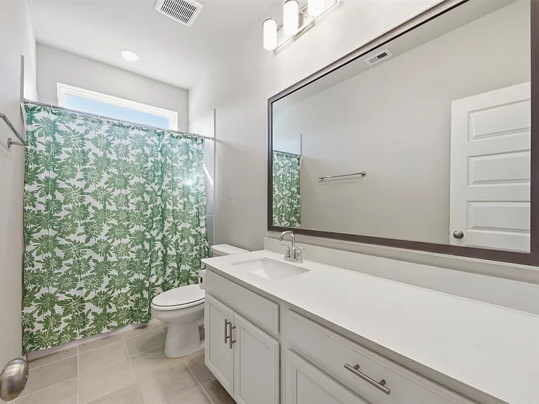 2406 Driftwood Trl — Photo 25