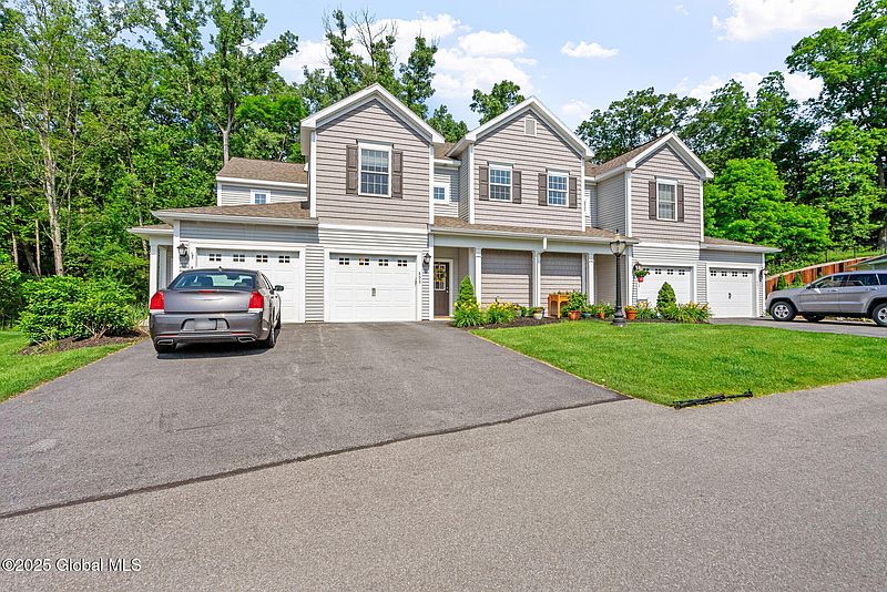 2nd image of 803 Grayson Place