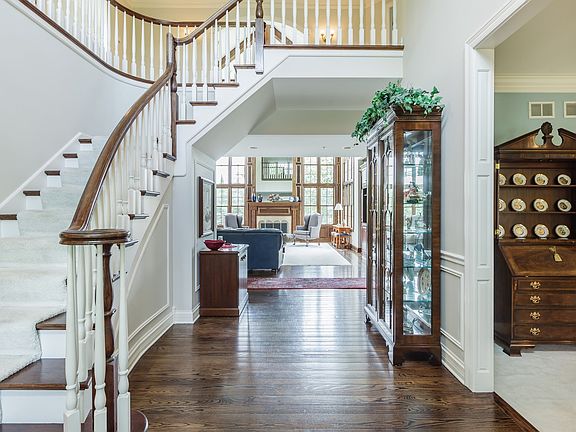 4th image of 5268 Brentwood Cir