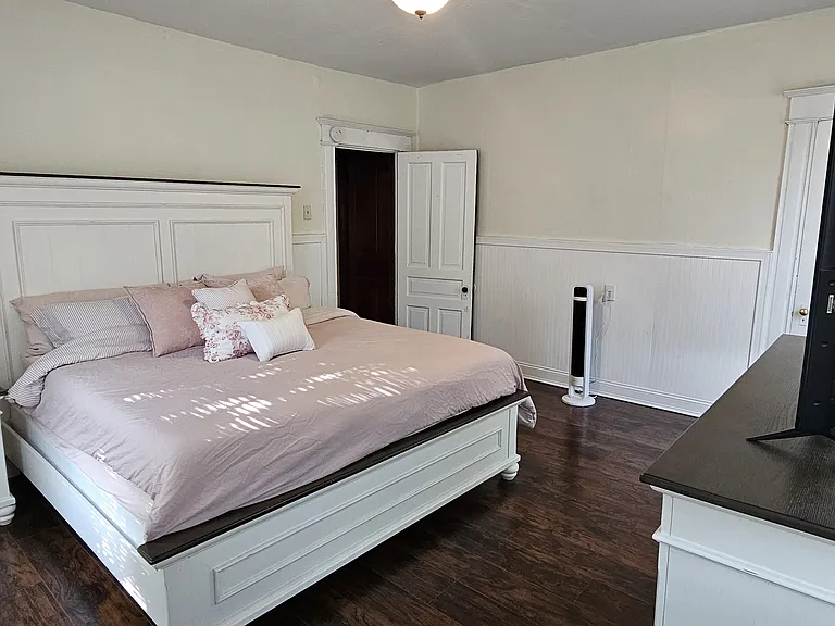 201 Sterrett Ave #2 — Photo 15
