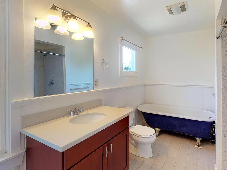Bathroom 4