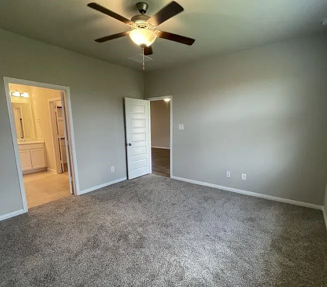 7052 Silverleaf Oak St — Photo 10