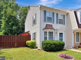 85 Bickel Ct, Sterling, VA 20165