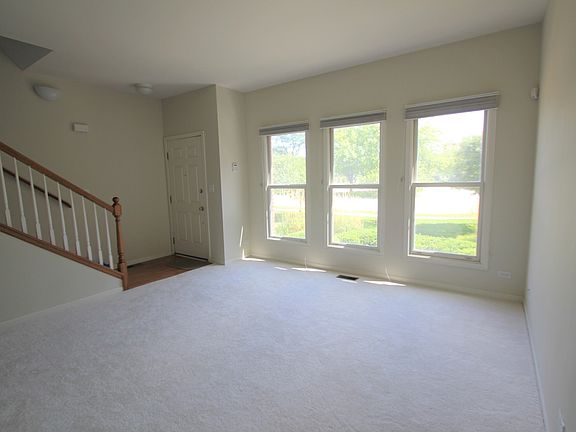 4th image of 235 W Wood St