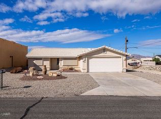 1405 Beefeater Dr, Lake Havasu City, AZ 86404