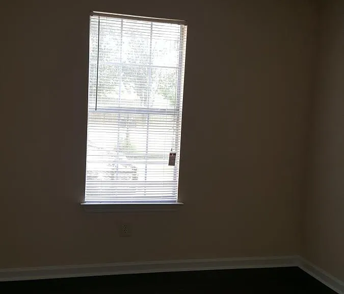 8310 Creek Front Dr — Photo 10