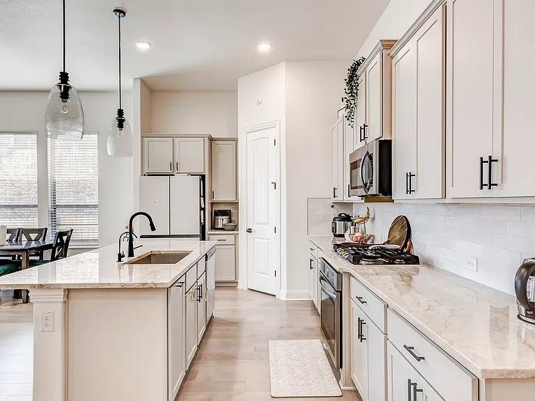 2824 Stone Branch Dr — Photo 6
