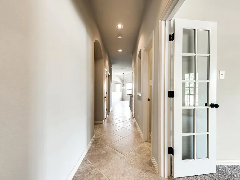 236 Archer Way — Photo 7