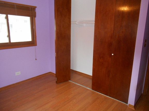 4th image of 440 Westview St
