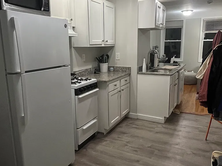 70 Joy St #7 — Photo 1