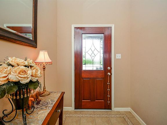 4th image of 8211 Hayden Cove Dr