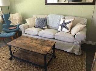 19860 Coventry Ln, Huntington Beach, CA 92646