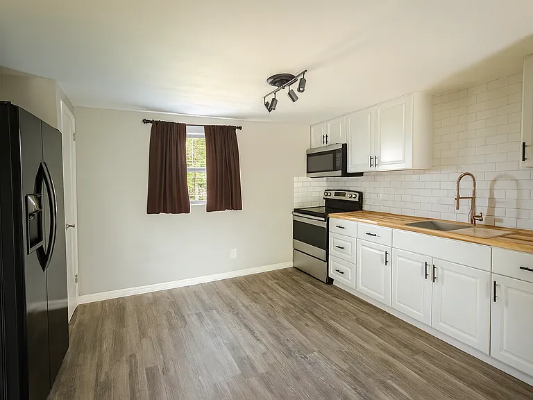 3612 Phillips St — Photo 5