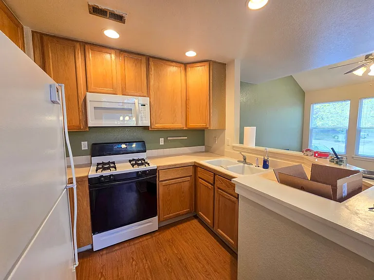 2111 N Fork Dr — Photo 5