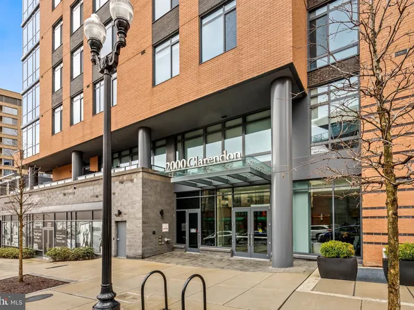2000 Clarendon Blvd Unit 1006, Arlington, VA 22201