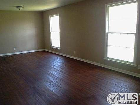 2nd image of 141 Southridge Dr