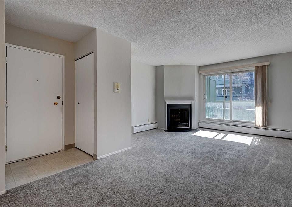 1st image of 315 Southampton Dr SW #4201