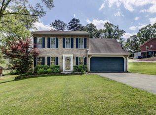 8220 Webster Dr, Roanoke, VA 24019