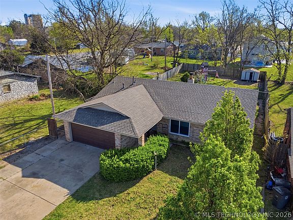 2nd image of 213 S 184th East Ave