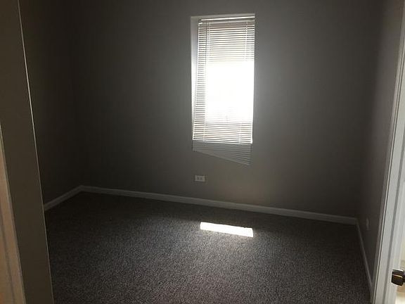 4th image of 6941 S Dorchester Ave APT 3S