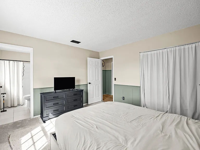 3165 SE East Blackwell Dr — Photo 9