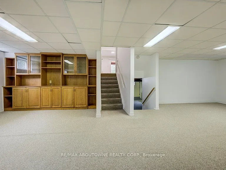 440 Parkridge Cres — Photo 24