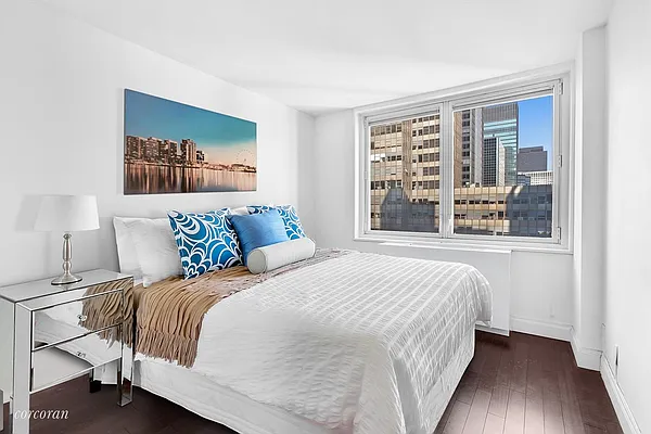 Rented by Corcoran | media 12