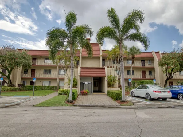 4489 Luxemburg Ct APT 101, Lake Worth, FL 33467