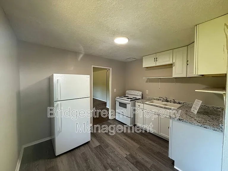 1427 Stuben Dr — Photo 3