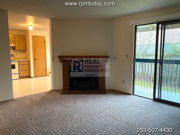 3rd image of 9920 132nd Street Ct E APT C