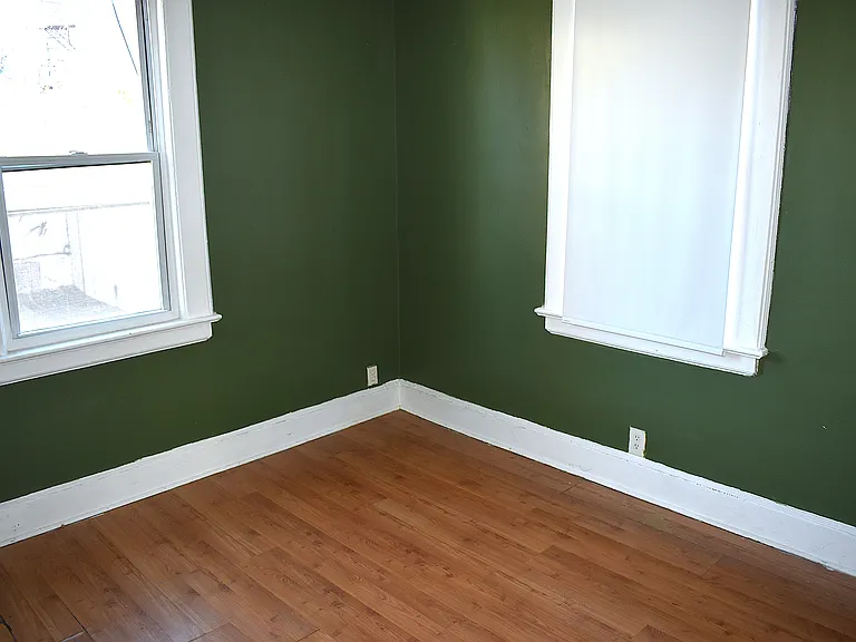 224 Ward Pl #1 — Photo 9