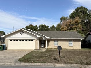 14300 Parkside Dr, Little Rock, AR 72211