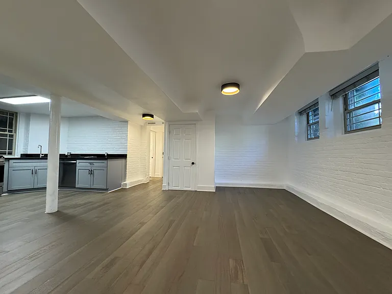 11433 Ashbury Ave #1 — Photo 17