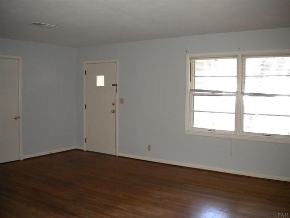 5th image of 23 San Carlos Ave