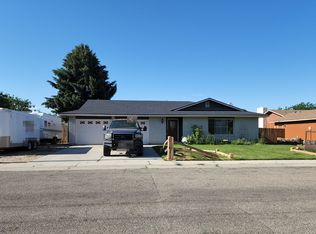 1001 W Carlton Ave, Meridian, ID 83642