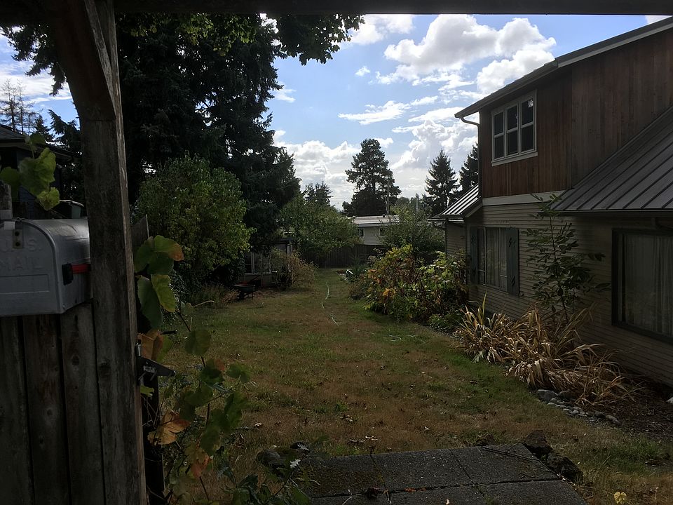 2nd image of 4717 S Bennett St