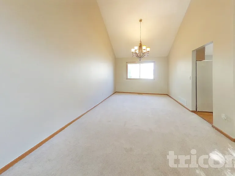 17490 E Eldorado Cir — Photo 2